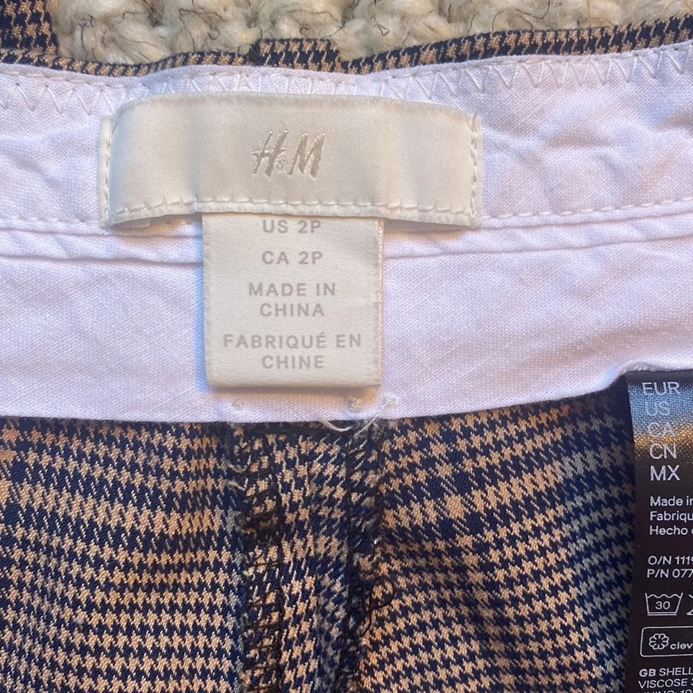 H&M Slacks - Picture 3 of 4